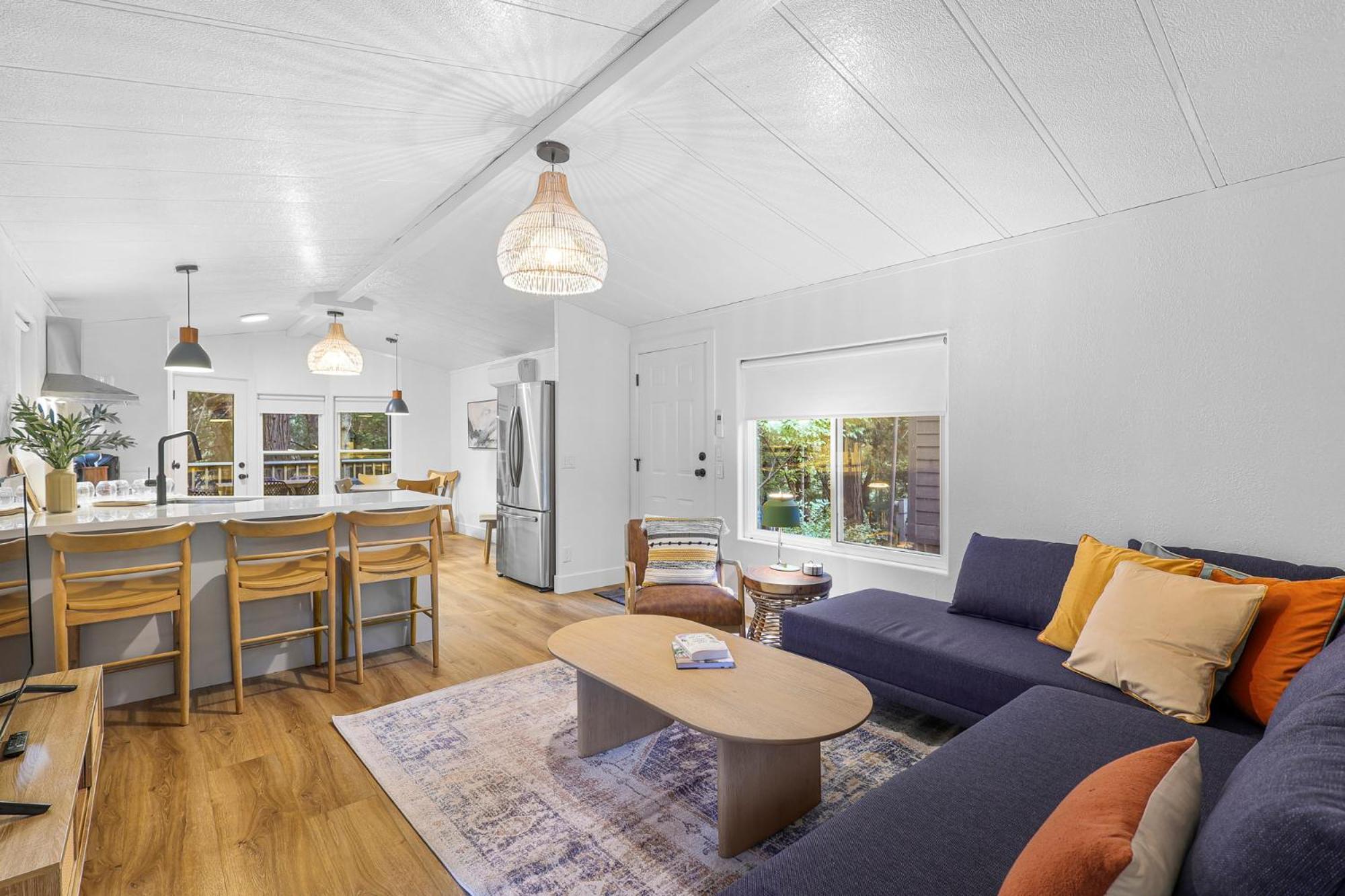 Cave Springs Resort Dunsmuir Εξωτερικό φωτογραφία